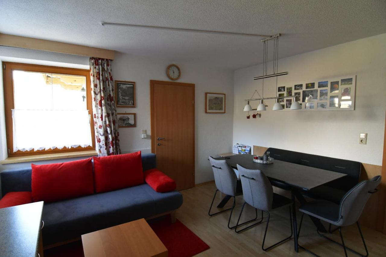 Apartmán Haus Fiegl Sautens Exteriér fotografie